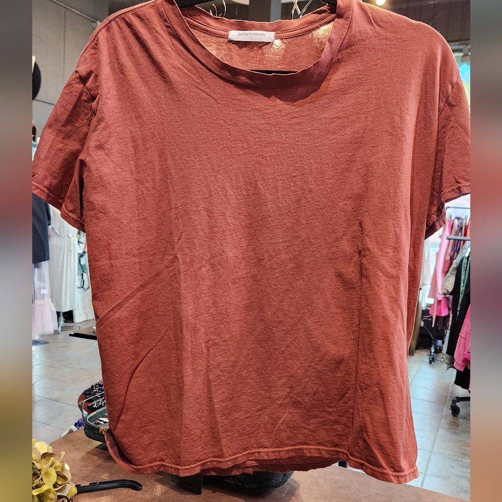 perfectwhitetee Short Sleeve Crew Neck T